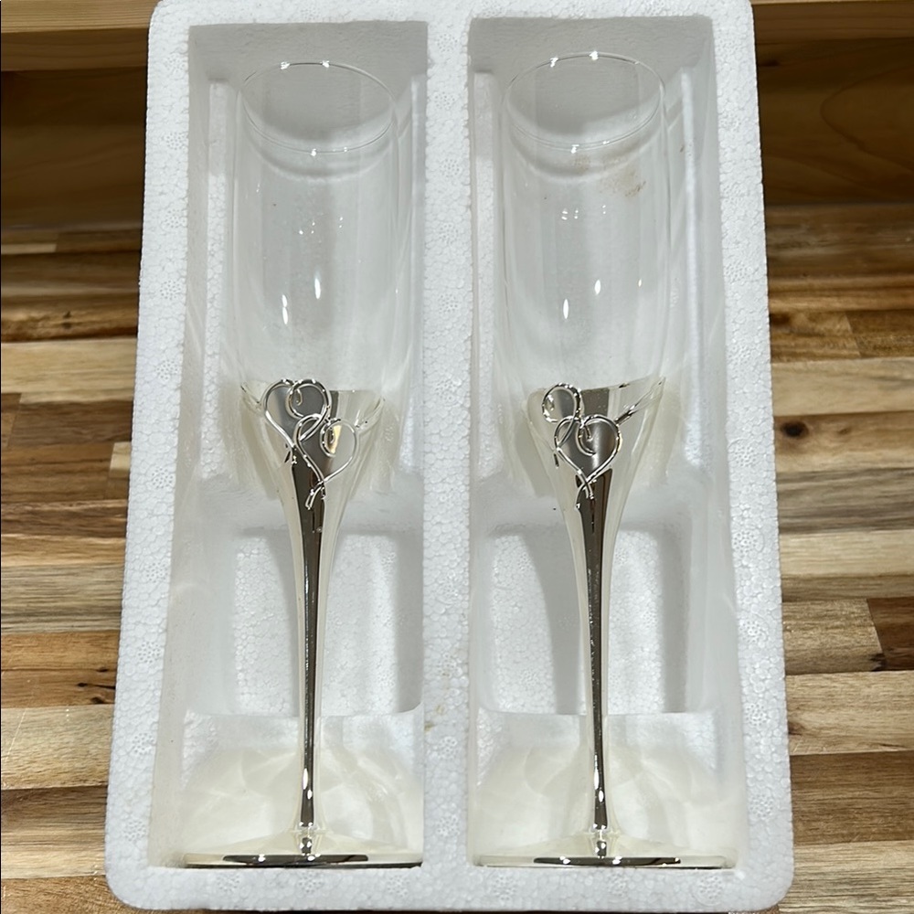 Elegant Silver Drinkware for Dining